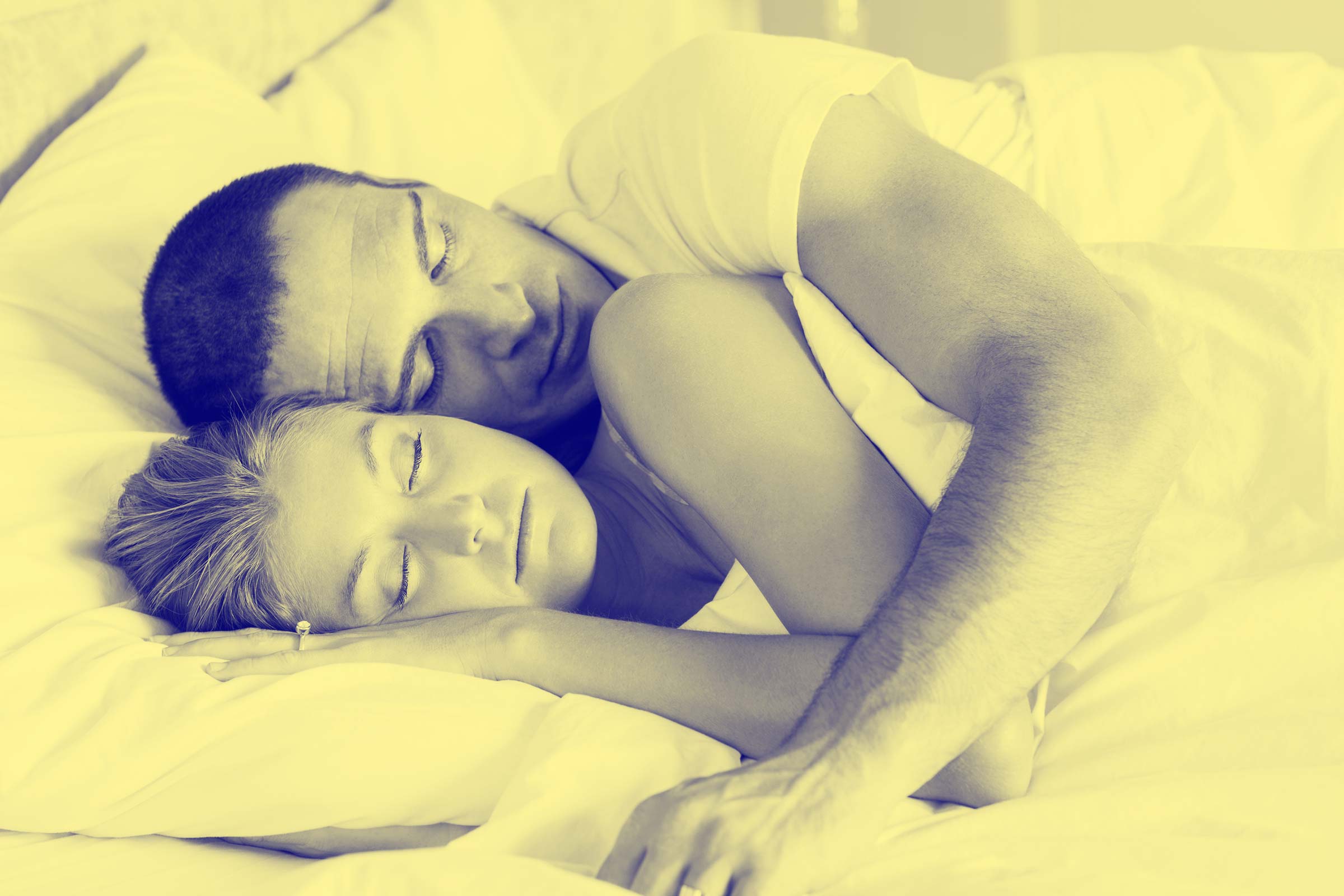 couples-sleeping