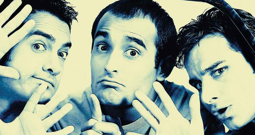 Dialogues from Dil Chahta Hai to make you nostalgic.