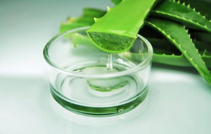 Aloe Veera mask for healthy and strong hair
How to get healthy and strong hair 
readersride.com