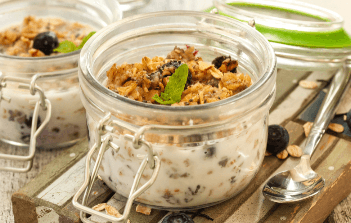 "5 Simple and Nutritious Breakfast Ideas to Kickstart Your Day"
Overnight oats with fruit and nuts 
readersride.com